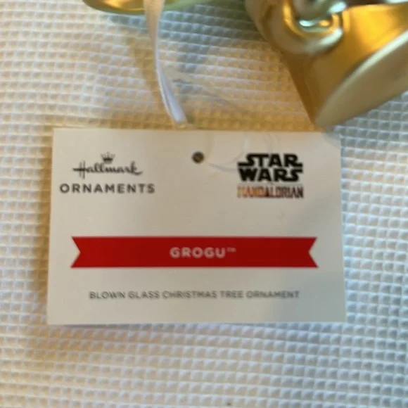 Hallmark Star Wars Blown Glass Christmas Ornament Grogu New W/Tags - Picture 6 of 9